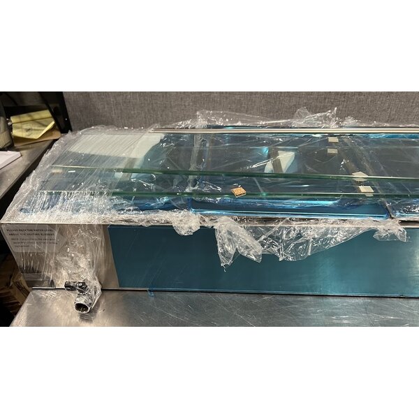 Scratch and Dent Avantco BMFW5 57" Electric Bain Marie Buffet Countertop Food Warmer with 5 Half Size Wells - 1750W, 120V