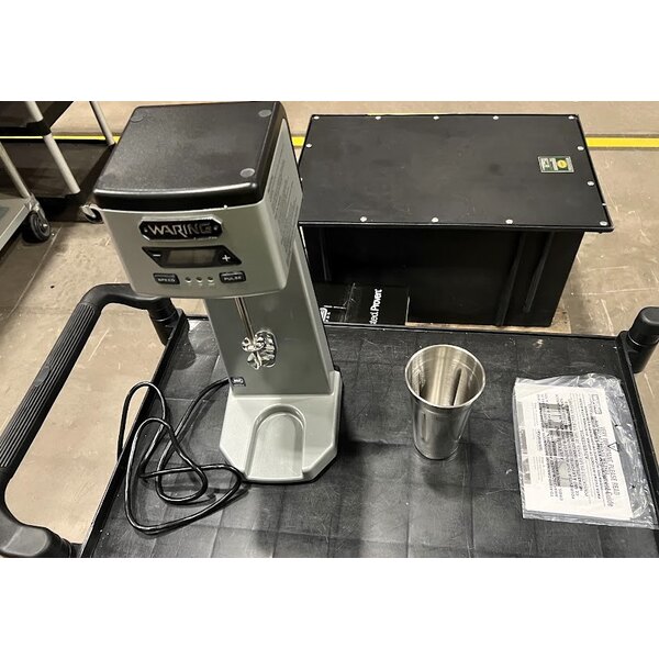 Scratch and Dent Waring WDM120TX Single Spindle Three Speed Drink Mixer with Timer - 120V, 375W