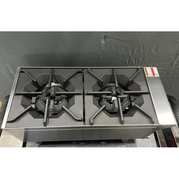 Scratch and Dent Vollrath HPG2-12 Cayenne 2 Burner Countertop Hot Plate / Range, Natural / LP Gas