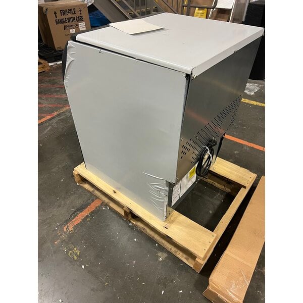Scratch and Dent Scotsman UF424A-1 24" Air Cooled Undercounter Flake Ice Machine with Floor Mount Kit - 440 lb.