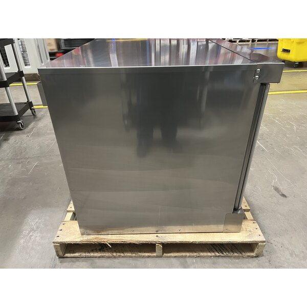 Scratch and Dent Wolf by Vulcan WC4GD-11D3 Single Deck Full Size Natural Gas Convection Oven - 50,000 BTU