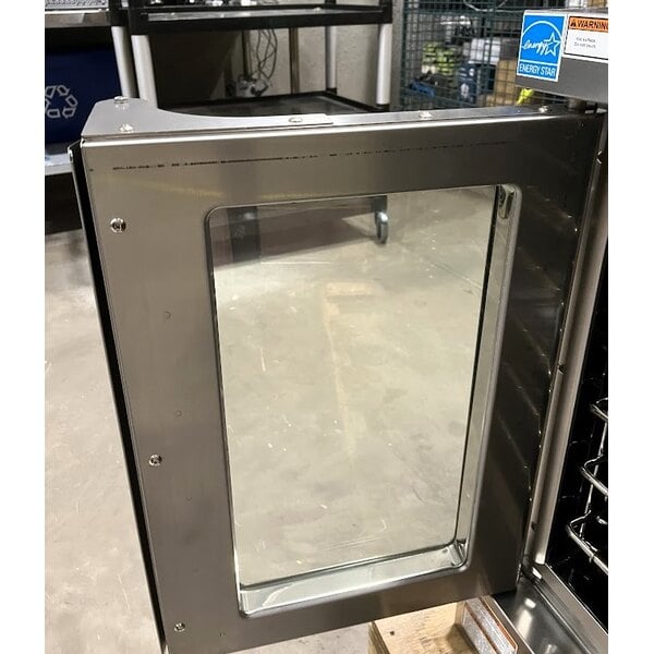 Scratch and Dent Wolf by Vulcan WC4GD-11D3 Single Deck Full Size Natural Gas Convection Oven - 50,000 BTU