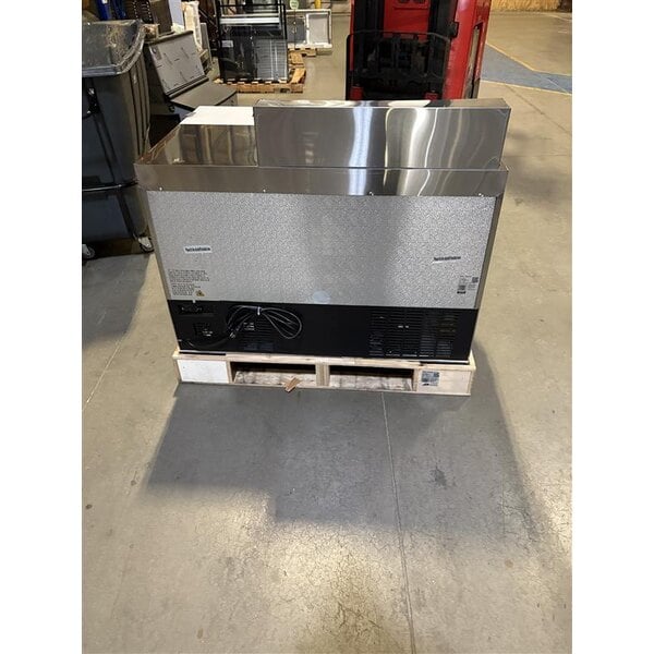 Scratch and Dent Avantco SS-PT-48-8-HC 48" 2 Door Stainless Steel Refrigerated Sandwich Prep Table with Workstation