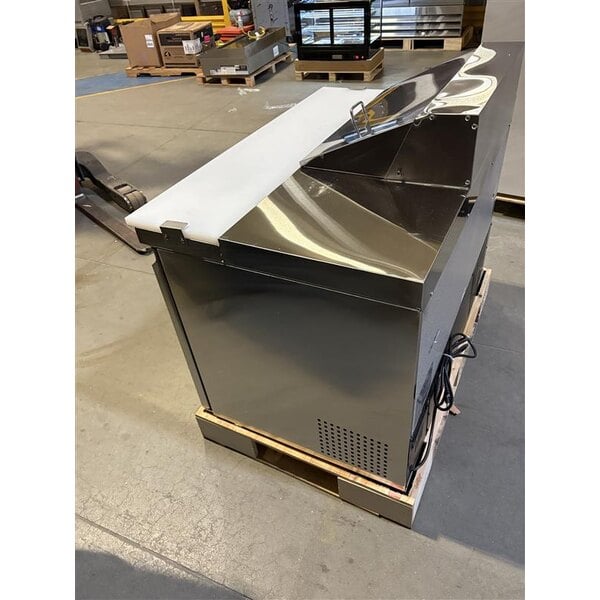 Scratch and Dent Avantco SS-PT-48-8-HC 48" 2 Door Stainless Steel Refrigerated Sandwich Prep Table with Workstation