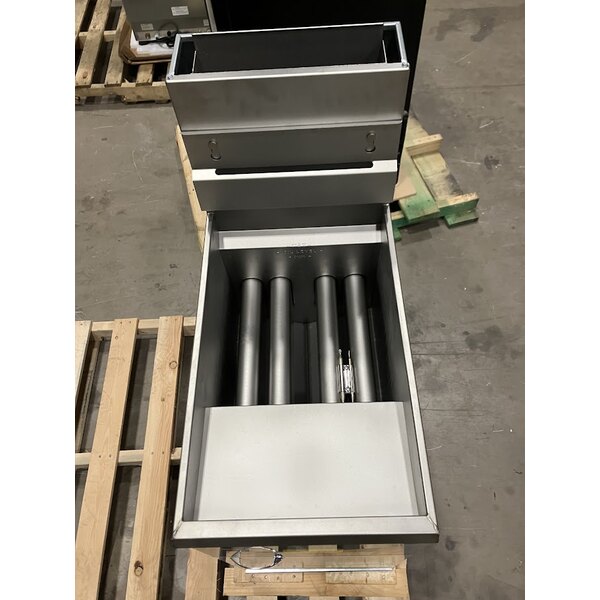 Scratch and Dent Pitco® 45C+S Natural Gas 42-50 lb. Stainless Steel Floor Fryer