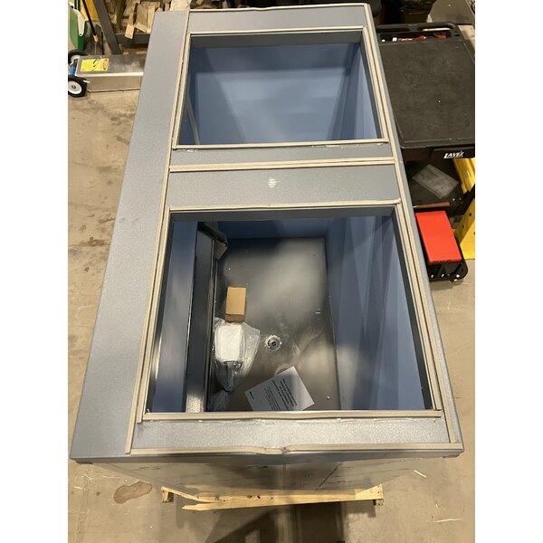 Scratch and Dent Follett SG1650S-60 Upright Ice Storage Bin with SmartGATE - 1660 lb.