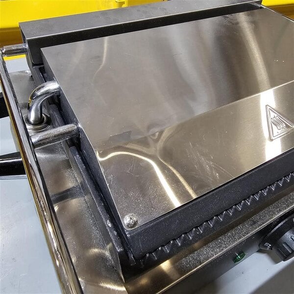 Scratch and Dent Global Solutions by Nemco GS1621 Panini / Sandwich Grill with Grooved Plates - 13" x 8 1/2" Cooking Surface - 120V, 1750W