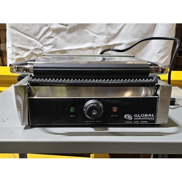 Scratch and Dent Global Solutions by Nemco GS1621 Panini / Sandwich Grill with Grooved Plates - 13" x 8 1/2" Cooking Surface - 120V, 1750W