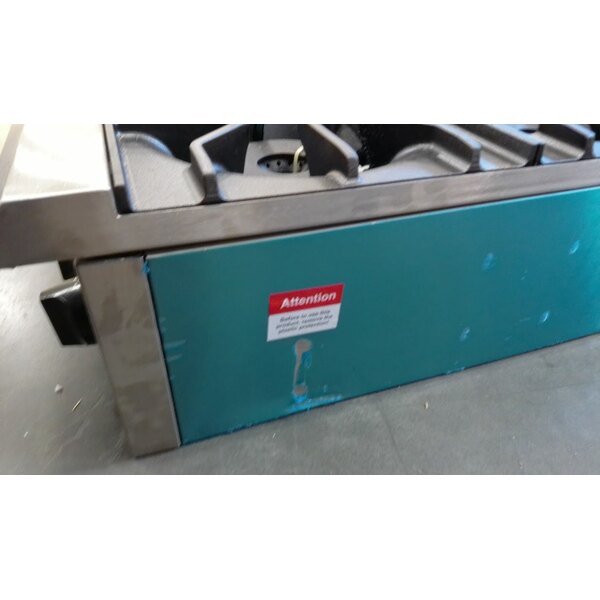 Scratch and Dent Avantco Chef Series CAG-R-4-24 24" 4 Burner Gas Countertop Range - 100,000 BTU