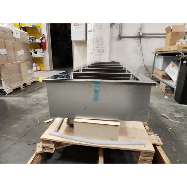 Scratch and Dent ServIt SDW-6H Six Pan Full Size Insulated Drop-In Hot Food Well - 208/240V