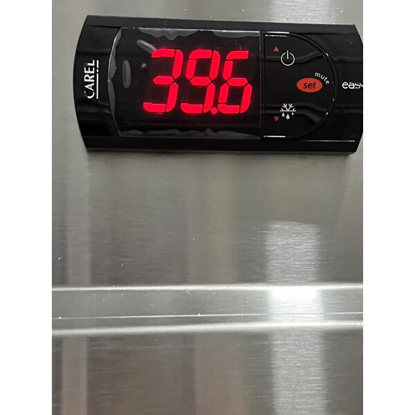 Scratch and Dent Avantco SS-3R-HC 81 5/16" Stainless Steel Solid Door Reach-In Refrigerator