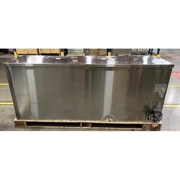 Scratch and Dent Avantco UDD-4-HC-S Stainless Steel Kegerator / Beer Dispenser with (2) 2 Tap Towers - (3) 1/2 Keg Capacity