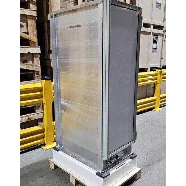 Scratch and Dent MainStreet Equipment CH-1836U Full Size Non-Insulated Heated Holding Cabinet with Clear Door - 120V