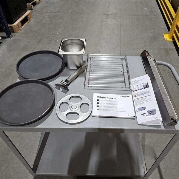 Scratch and Dent Merrychef eikon e3-1330 High-Speed Accelerated Cooking Countertop Oven