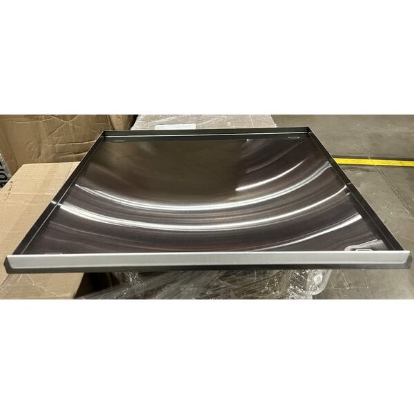 Scratch and Dent Avantco RG1830NS 30 Hot Dog Roller Grill with 11 Non-Stick Rollers - 120V, 910W