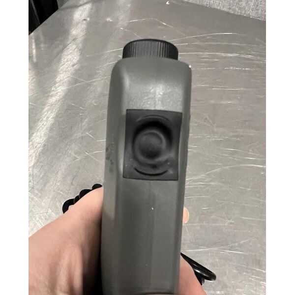 Scratch and Dent Robot Coupe MMP160VV Mini 7" Variable Speed Immersion Blender - 1/3 HP