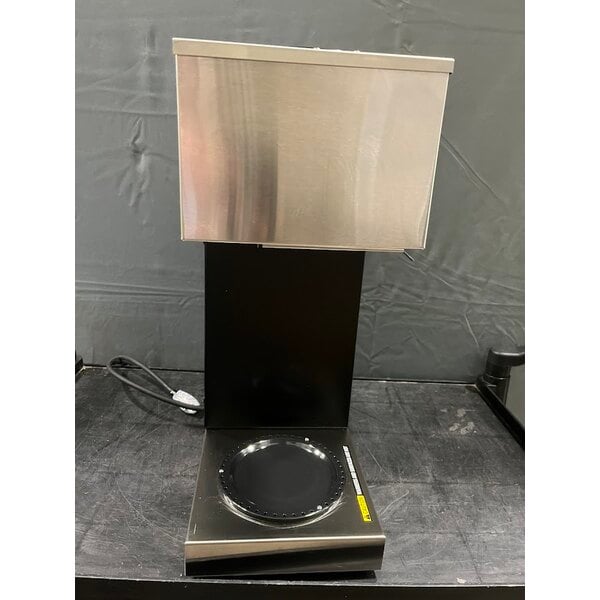 Scratch and Dent Bunn 33200.0015 VPR Black 12 Cup Pourover Coffee Brewer with 1 Upper and 1 Lower Warmer and 2 Glass Decanters - 120V