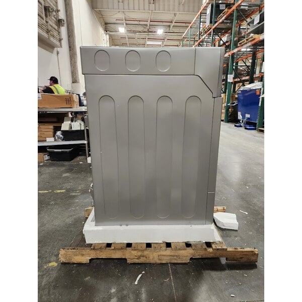 Scratch and Dent Crossover 3.5 cu. ft. 27" Front Load Electric Commercial Washer - Free Use WHLFP817C2OPL