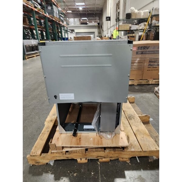 Scratch and Dent MainStreet Equipment Natural Gas 70-100 lb. Stainless Steel Floor Fryer - 150,000 BTU