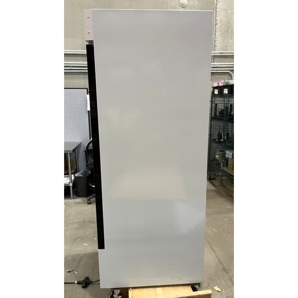 Scratch and Dent Avantco GDC-23-HC 28 3/8" White Customizable Swing Glass Door Merchandiser Refrigerator with LED Lighting