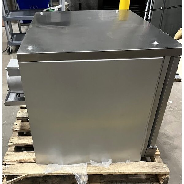 Scratch and Dent Cooking Performance Group FEC-200-BK Double Deck Standard Depth Full Size Electric Convection Oven - 208V, 1 Phase, 11 kW