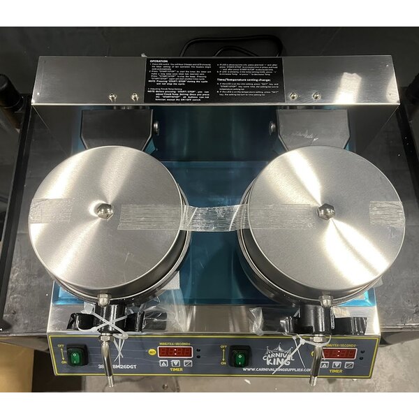 Scratch and Dent Carnival King WBM26DGT Non-Stick Double Belgian Waffle Maker with Digital Timer and Temperature Controls - 120V