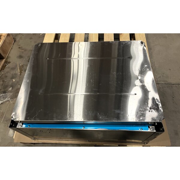 Scratch and Dent Avantco STE-2S Two Pan Open Well Electric Steam Table with Undershelf - 120V, 1000W