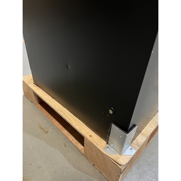 Scratch and Dent Avantco UDD-60-HC (2) Double Tap Kegerator Beer Dispenser - Black, (2) 1/2 Keg Capacity