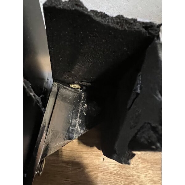 Scratch and Dent Avantco UDD-60-HC (2) Double Tap Kegerator Beer Dispenser - Black, (2) 1/2 Keg Capacity