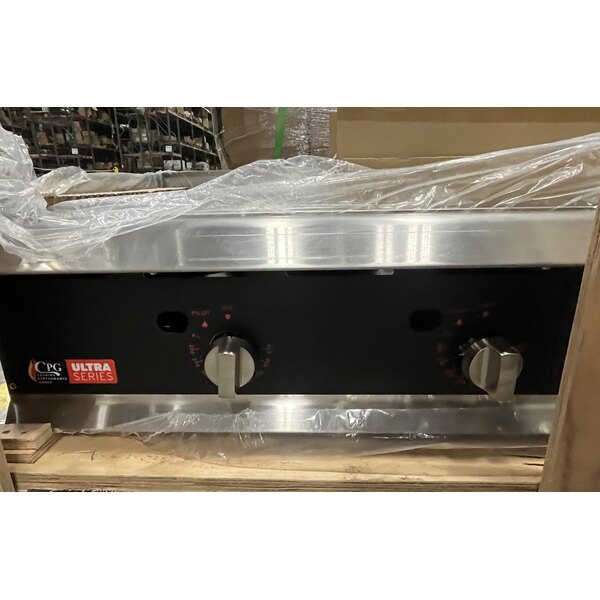 Scratch and Dent Cooking Performance Group GTU-CPG-72-L Ultra Series 72" Chrome Plated Liquid Propane 6-Burner Countertop Griddle - 180,000 BTU