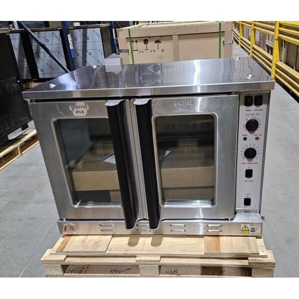 Scratch and Dent Cooking Performance Group FEC-100-D Single Deck Standard Depth Full Size Electric Convection Oven - 240V, 1 Phase, 11.9 kW