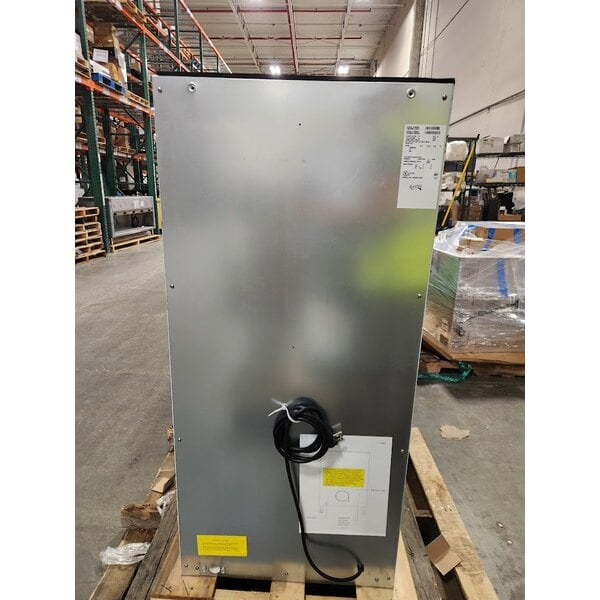 Scratch and Dent Avantco Ice HBN120-22 22" Wide Hotel Ice Dispenser 120 lb. Capacity - 115V