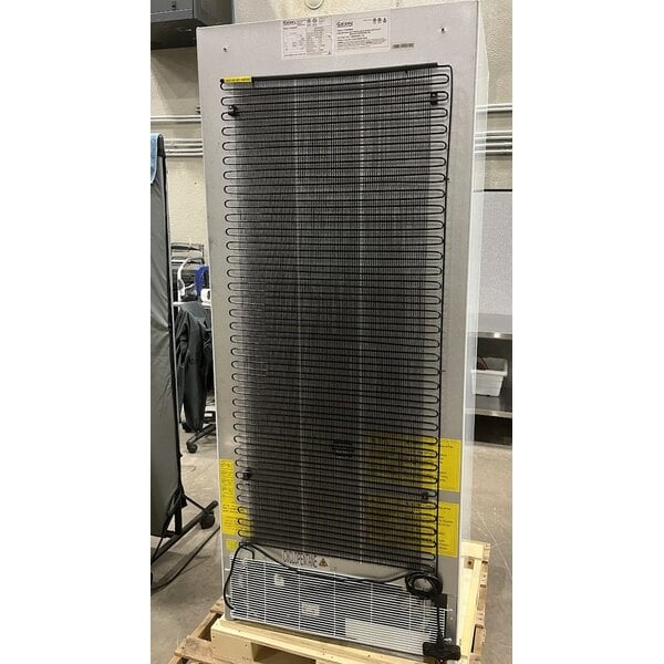 Scratch and Dent Galaxy GRI-18-RW 30 1/2" White Solid Door Light-Duty Reach-In Refrigerator