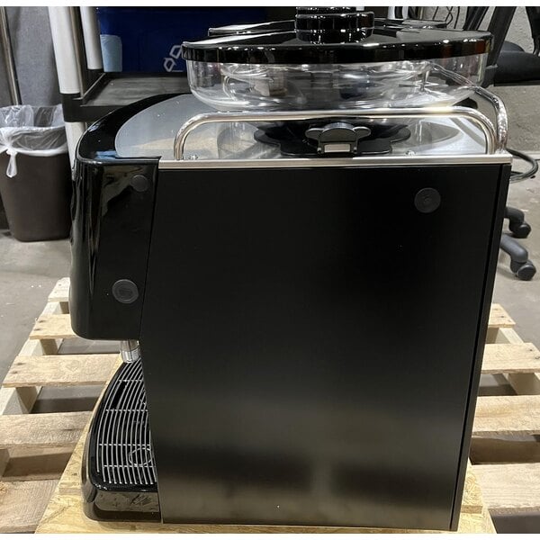 Scratch and Dent Schaerer Coffee Art Plus 040381-00090EUS Touchscreen Super Automatic Espresso Machine with 2 Hoppers - 208V