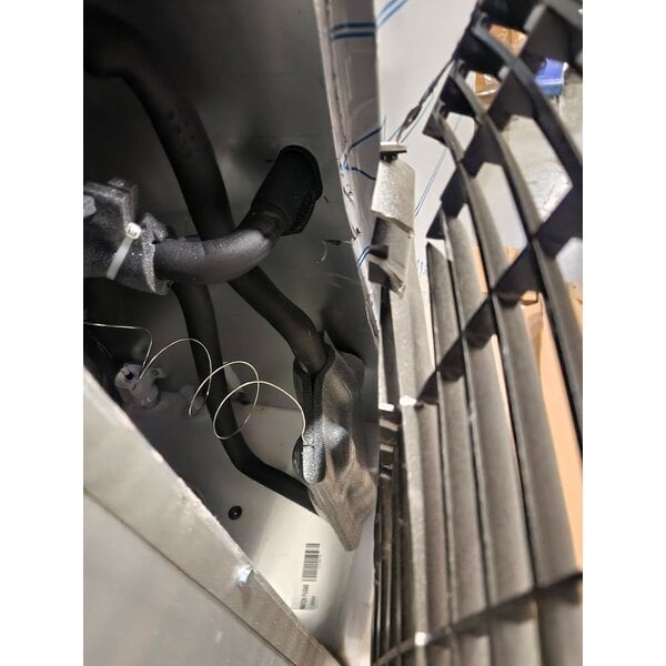 Scratch and Dent Manitowoc IYT1500A Indigo NXT Series 48" Air Cooled Half Size Cube Ice Machine - 208-230V, 1 Phase, 1660 lb.