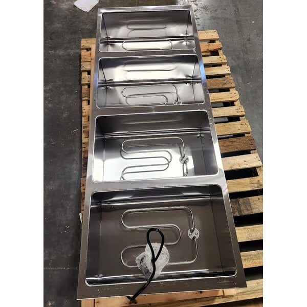 Scratch and Dent Avantco STE-4SH Four Pan Open Well Electric Steam Table with Undershelf - 208/240V, 3000W