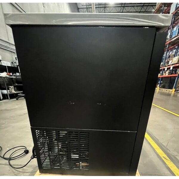 Scratch and Dent Avantco UDD-4-HC Black Kegerator / Beer Dispenser with (2) 2 Tap Towers - (3) 1/2 Keg Capacity