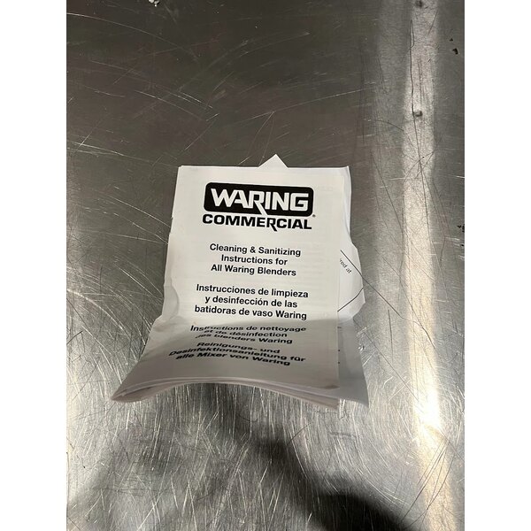 Scratch and Dent Waring CAC170 1 Gallon Copolyester Blender Jar with Blade Assembly and Lid for Commercial Blenders