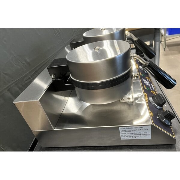 Scratch and Dent Carnival King WSM22 Non-Stick Double Waffle Maker with Timers - 120V