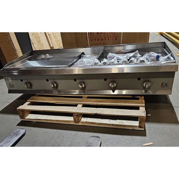 Scratch and Dent Cooking Performance Group GT-CPG-60-NL 60" Gas Countertop Griddle with Thermostatic Controls - 150,000 BTU