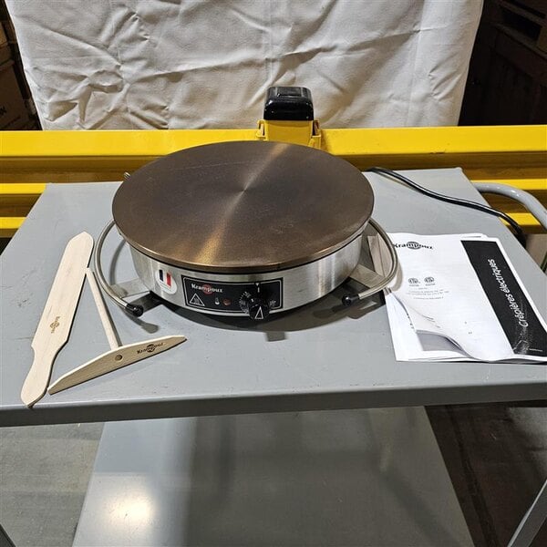 Scratch and Dent Krampouz CEBIR4 16" Round Electric Cast Iron Crepe Maker - 120V / 1740W
