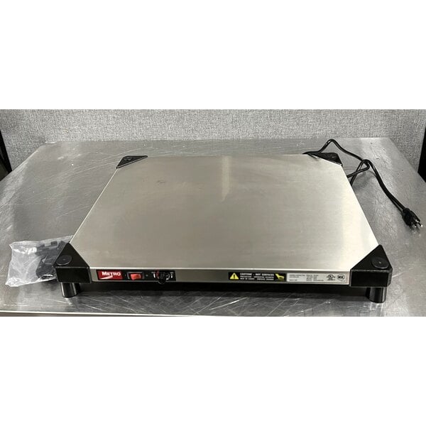 Scratch and Dent Metro Super Erecta Hot HS1824 18" x 24" Stainless Steel Heated Shelf - 120V, 200W