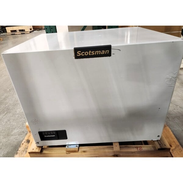 Scratch and Dent Scotsman MC0330SW-1 Prodigy Elite® Series 30" Water Cooled Small Cube Ice Machine - 420 lb., 115V