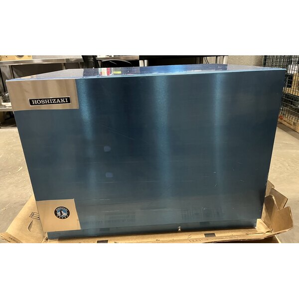 Scratch and Dent Hoshizaki KMD-505MWJ 30" Water Cooled Modular Crescent Cube Ice Machine - 115V; 592 lb.