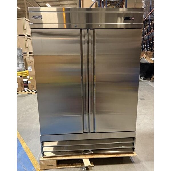 Scratch and Dent Avantco SS-2F-HC 54" Stainless Steel Two Section Solid Door Reach-In Freezer