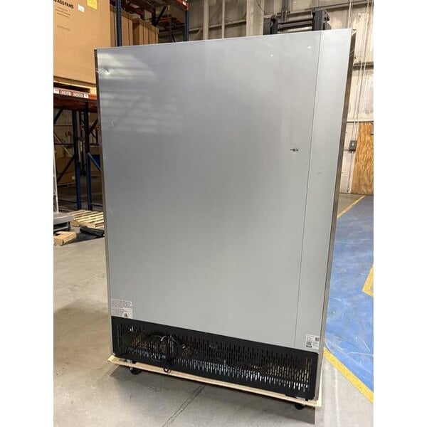 Scratch and Dent Avantco SS-2F-HC 54" Stainless Steel Two Section Solid Door Reach-In Freezer