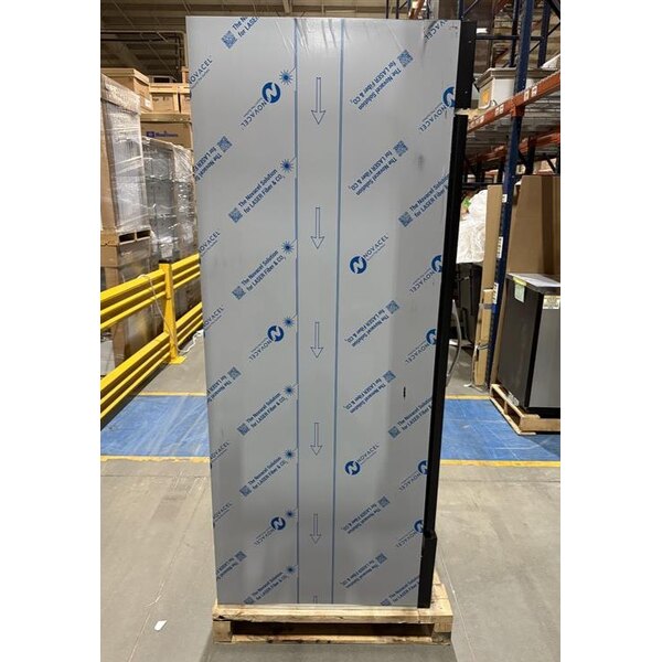 Scratch and Dent Beverage-Air MMF23HC-1-BS MarketMax 27" Black Glass Door Merchandising Freezer with Stainless Steel Interior