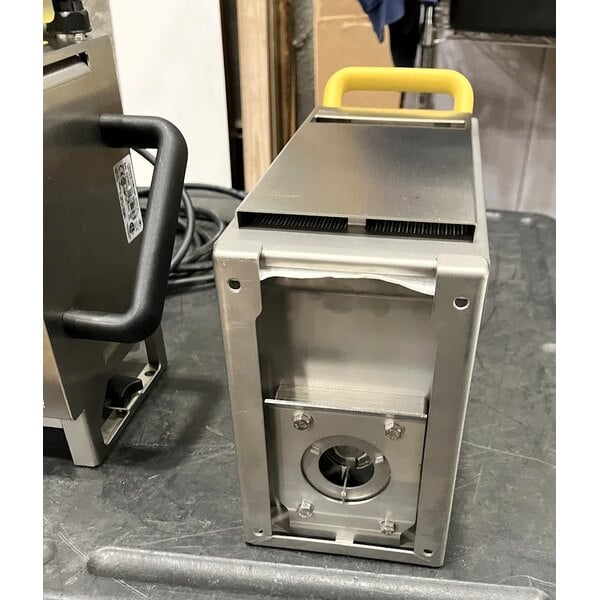 Scratch and Dent Vito Fryfilter VITO VL Portable 70 lb. Fryer Oil Filter System - 100-120V, 500W