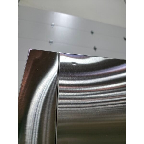 Scratch and Dent Avantco Z1-R-HC 29" Solid Door Stainless Steel Reach-In Refrigerator