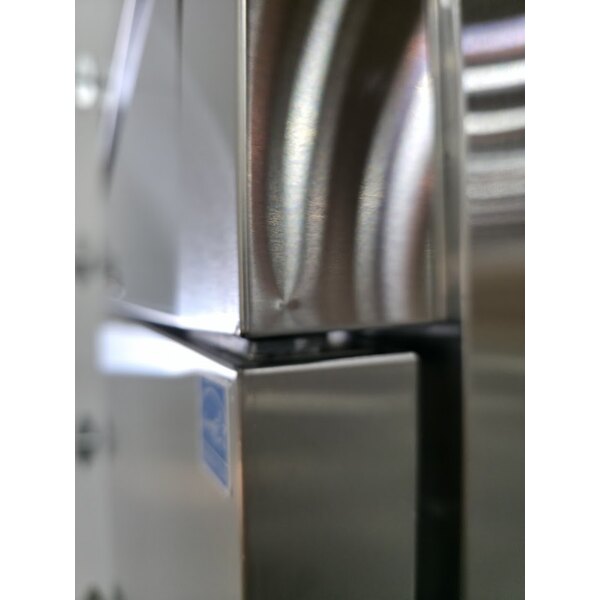 Scratch and Dent Avantco Z1-R-HC 29" Solid Door Stainless Steel Reach-In Refrigerator